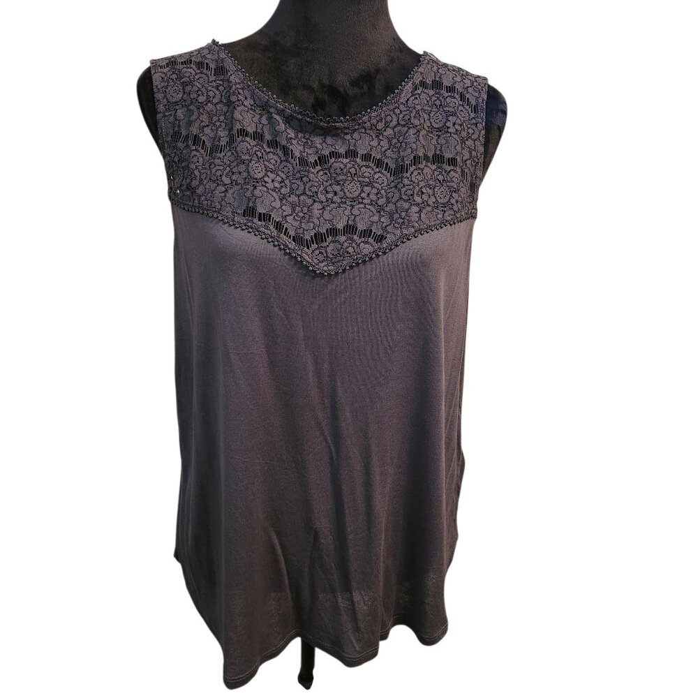 NWT H&M Gray Sleeveless Lace Detail Blouse Size L